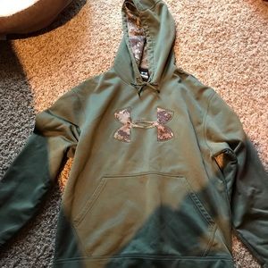 Under Armor Camo Sweatshirt